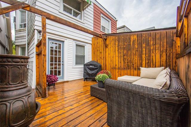 10 Chatham Ave, House semidetached with 2 bedrooms, 2 bathrooms and 1 parking in Toronto ON | Image 22