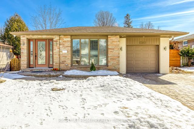 1050 Franconia Dr, House detached with 3 bedrooms, 4 bathrooms and 6 parking in Mississauga ON | Image 1