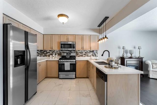 b - 598 Goldthread St, House semidetached with 3 bedrooms, 4 bathrooms and 3 parking in Waterloo ON | Image 9