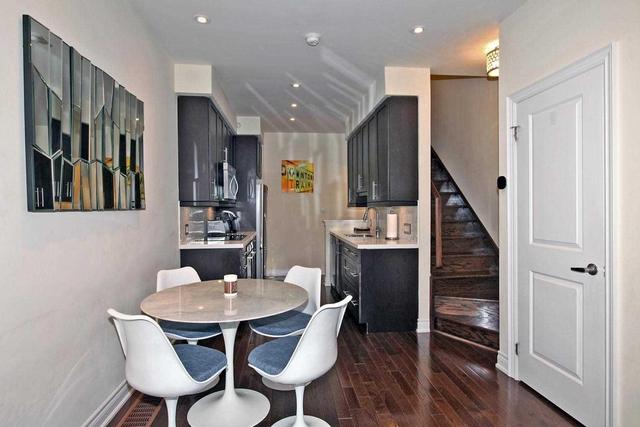 2156 Bayview Ave, Townhouse with 3 bedrooms, 3 bathrooms and 1 parking in Toronto ON | Image 6