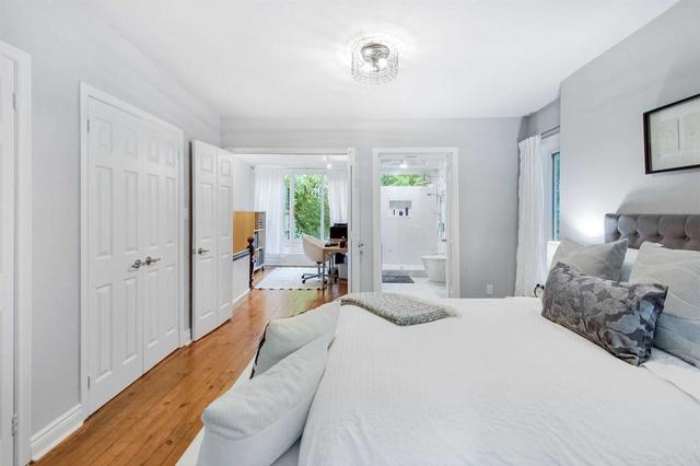 162 Spruce St, House semidetached with 3 bedrooms, 3 bathrooms and 2 parking in Toronto ON | Image 22
