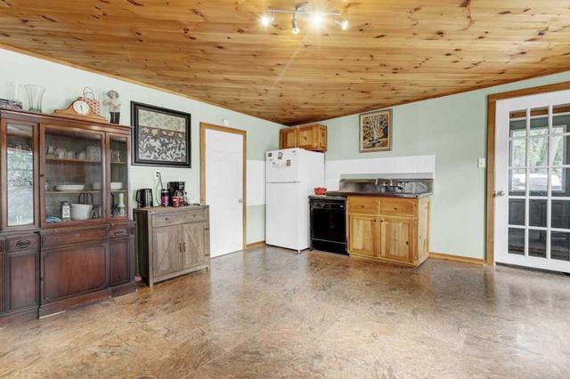 6005 County Rd 41, House detached with 5 bedrooms, 2 bathrooms and 6 parking in Stone Mills ON | Image 14