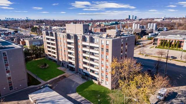 109 - 3621 Lake Shore Blvd W, Condo with 3 bedrooms, 1 bathrooms and 1 parking in Toronto ON | Image 25