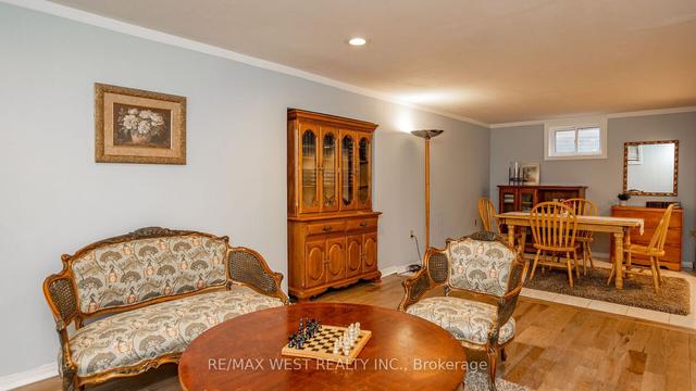 54 Princeton Terr, House detached with 3 bedrooms, 4 bathrooms and 5 parking in Brampton ON | Image 20