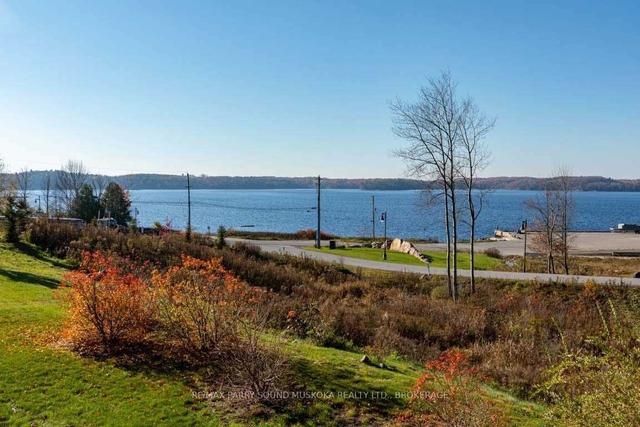 202 - 11a Salt Dock Rd, Condo with 2 bedrooms, 2 bathrooms and 1 parking in Parry Sound ON | Image 4