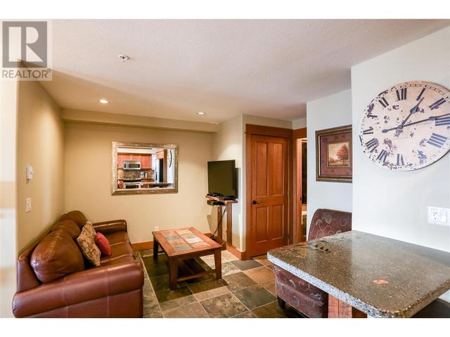 9 - 80 Kettleview Road, Condo with 2 bedrooms, 3 bathrooms and 1 parking in Kootenay Boundary E BC | Image 14
