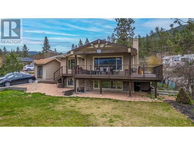 16621 Maki Road, House detached with 4 bedrooms, 2 bathrooms and 4 parking in Lake Country BC | Image 2
