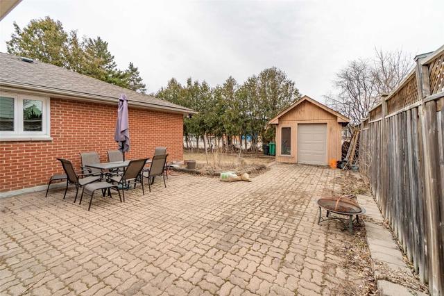 64 Dorchester Dr, House detached with 3 bedrooms, 3 bathrooms and 5 parking in Brampton ON | Image 33