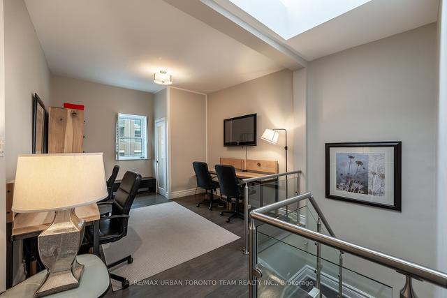 502 King St E, House attached with 2 bedrooms, 2 bathrooms and 0 parking in Toronto ON | Image 15