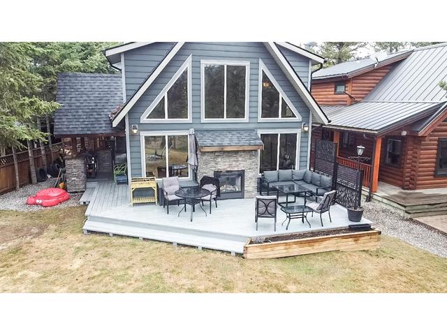 43 - 4868 Riverview Drive, House detached with 2 bedrooms, 2 bathrooms and 6 parking in East Kootenay G BC | Image 7