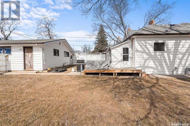 872 5th Avenue Nw, House detached with 2 bedrooms, 1 bathrooms and null parking in Moose Jaw SK | Image 30