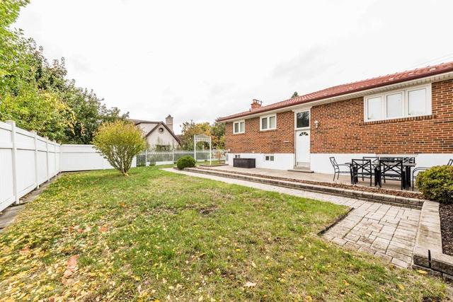 7 Old Burnhamthorpe Rd, House detached with 3 bedrooms, 2 bathrooms and 8 parking in Toronto ON | Image 24