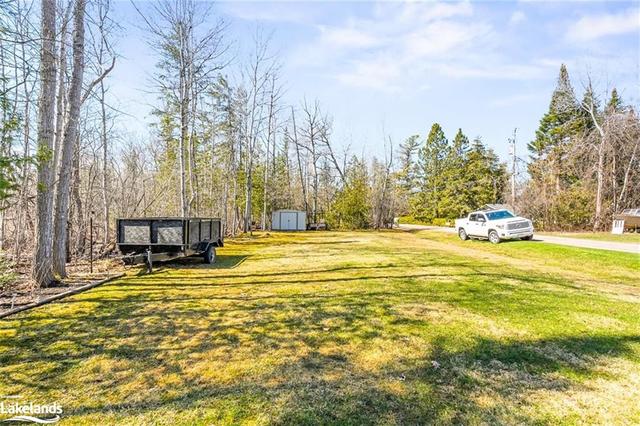 3 Lambs Lane, House detached with 3 bedrooms, 2 bathrooms and 8 parking in Kawartha Lakes ON | Image 38
