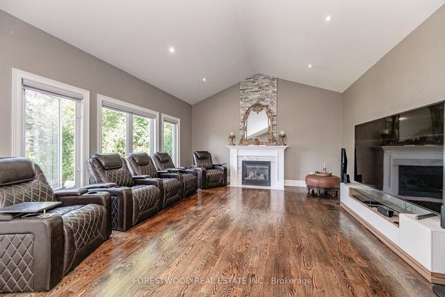 138 Winston Park Blvd, House detached with 4 bedrooms, 4 bathrooms and 6 parking in Toronto ON | Image 7