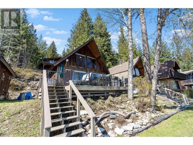 3 - 7429 Sunnybrae Canoe Point Road, House detached with 1 bedrooms, 1 bathrooms and 1 parking in Columbia Shuswap C BC | Image 6