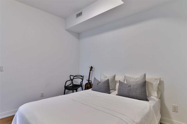 501 - 1100 Kingston Rd, Condo with 3 bedrooms, 2 bathrooms and 2 parking in Toronto ON | Image 5