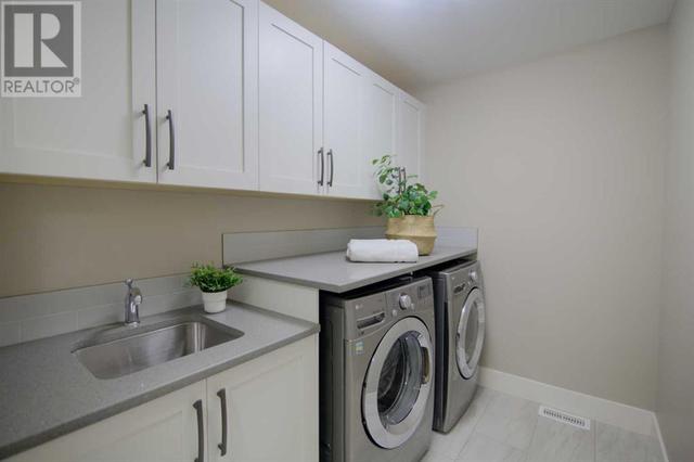 Laundry Room | Image 30