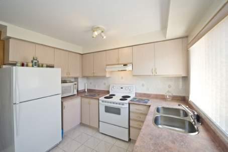 86 Sufi Cres, House attached with 3 bedrooms, 4 bathrooms and 2 parking in Toronto ON | Image 4