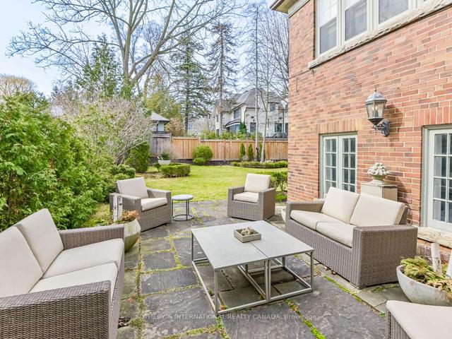 8 Gardiner Rd, House detached with 6 bedrooms, 6 bathrooms and 4 parking in Toronto ON | Image 30