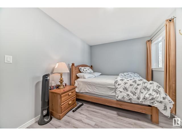 11812 64 St Nw, House semidetached with 2 bedrooms, 2 bathrooms and null parking in Edmonton AB | Image 26
