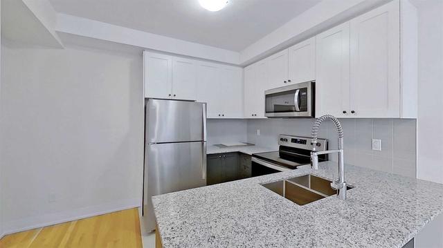 13 - 713 Lawrence Ave W, Townhouse with 2 bedrooms, 2 bathrooms and 1 parking in Toronto ON | Image 22