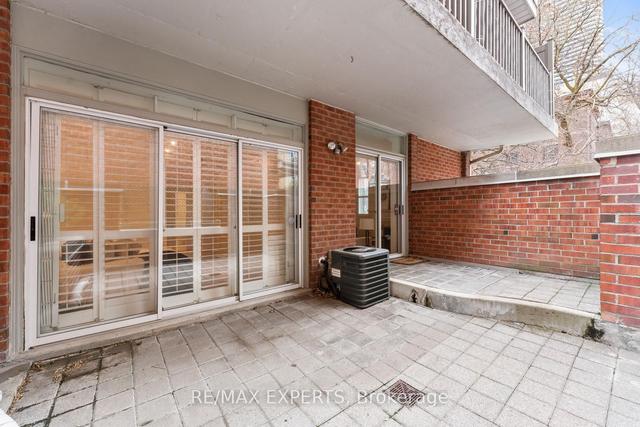 1 - 52 St Nicholas St, Townhouse with 1 bedrooms, 2 bathrooms and 2 parking in Toronto ON | Image 18