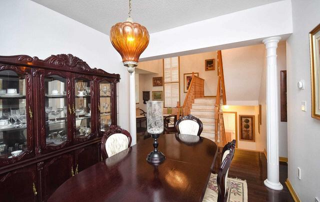 508 Summerpark Cres, House detached with 4 bedrooms, 3 bathrooms and 4 parking in Pickering ON | Image 6