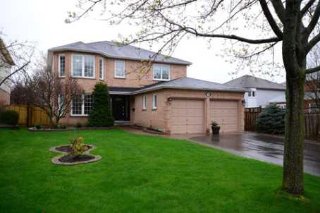 80 Jamieson Cres, House detached with 4 bedrooms, 3 bathrooms and 6 parking in Whitby ON | Image 1