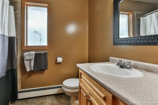 121 7 Street W, House detached with 3 bedrooms, 3 bathrooms and 2 parking in Drumheller AB | Image 33