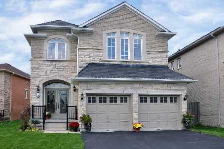 12 Edelweiss Ave, House detached with 4 bedrooms, 3 bathrooms and 2 parking in Richmond Hill ON | Image 1