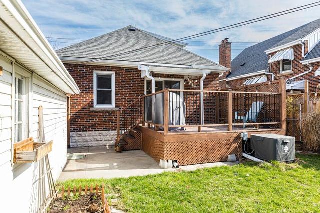 1666 King Street E, House detached with 4 bedrooms, 2 bathrooms and 3 parking in Hamilton ON | Image 47