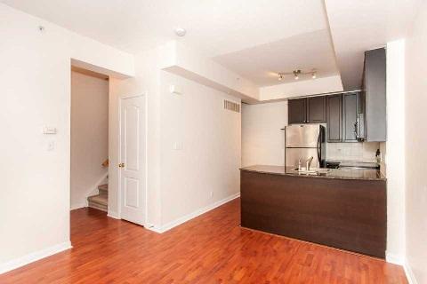 th 25 - 78 Carr St, Townhouse with 2 bedrooms, 2 bathrooms and 1 parking in Toronto ON | Image 6