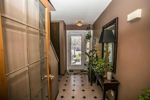 54 - 2755 Windwood Dr, Townhouse with 3 bedrooms, 1 bathrooms and 2 parking in Mississauga ON | Image 8