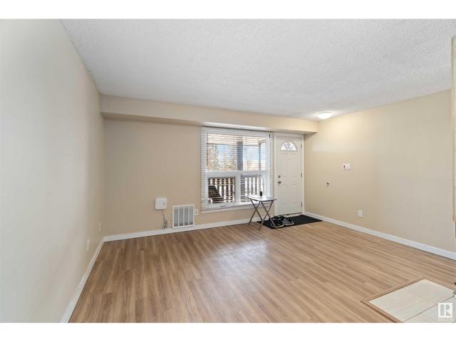 135 Surrey Gd Nw, House attached with 2 bedrooms, 1 bathrooms and null parking in Edmonton AB | Image 13