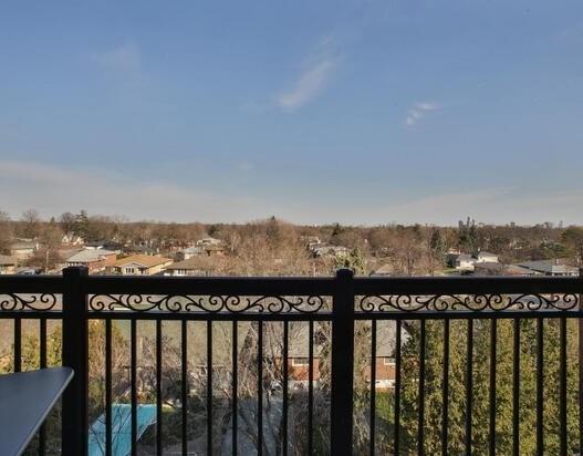 605 - 557 The East Mall, Condo with 1 bedrooms, 1 bathrooms and 1 parking in Toronto ON | Image 11