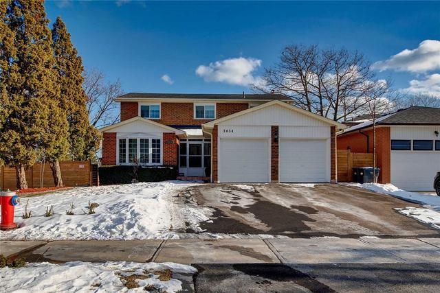1054 Cedarglen Gate, House detached with 4 bedrooms, 4 bathrooms and 6 parking in Mississauga ON | Image 1