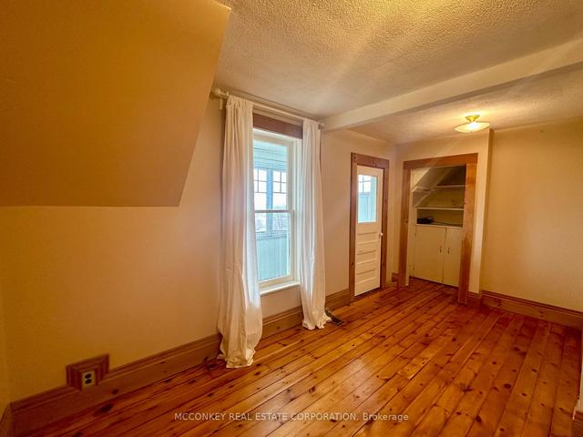 1217 Grandview Ave, House detached with 3 bedrooms, 2 bathrooms and 2 parking in Peterborough ON | Image 10