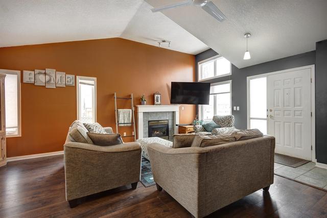 830 Westmount Drive, Home with 3 bedrooms, 3 bathrooms and 4 parking in Wheatland County AB | Image 13