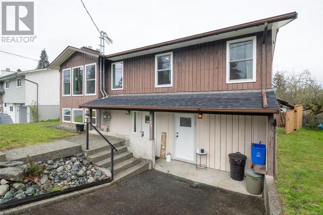 1129 Stillin Dr, House detached with 3 bedrooms, 3 bathrooms and 5 parking in Ladysmith BC | Image 55