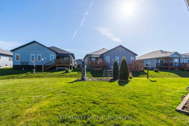 7 Quaker Crt, House detached with 2 bedrooms, 2 bathrooms and 3 parking in Prince Edward County ON | Image 20