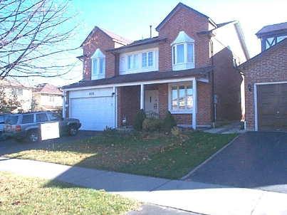 1075 Glenanna Rd, House detached with 5 bedrooms, 4 bathrooms and 3 parking in Pickering ON | Image 1