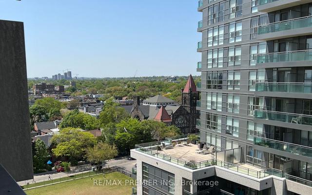 1011 - 720 Spadina Ave, Condo with 0 bedrooms, 1 bathrooms and 0 parking in Toronto ON | Image 11