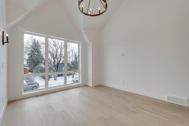 1536 18 Avenue Nw, House detached with 4 bedrooms, 3 bathrooms and 2 parking in Calgary AB | Image 24