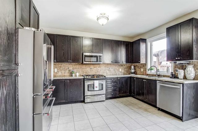 1311 Tupper Dr, House detached with 4 bedrooms, 4 bathrooms and 4 parking in Milton ON | Image 5