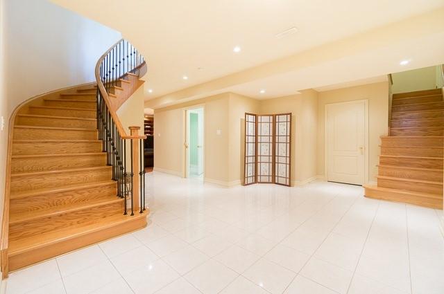 67 Cipriano Crt, House detached with 4 bedrooms, 5 bathrooms and 8 parking in Vaughan ON | Image 17