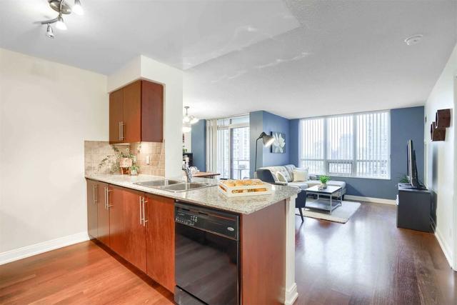 842 - 35 Viking Lane, Condo with 2 bedrooms, 2 bathrooms and 1 parking in Toronto ON | Image 8