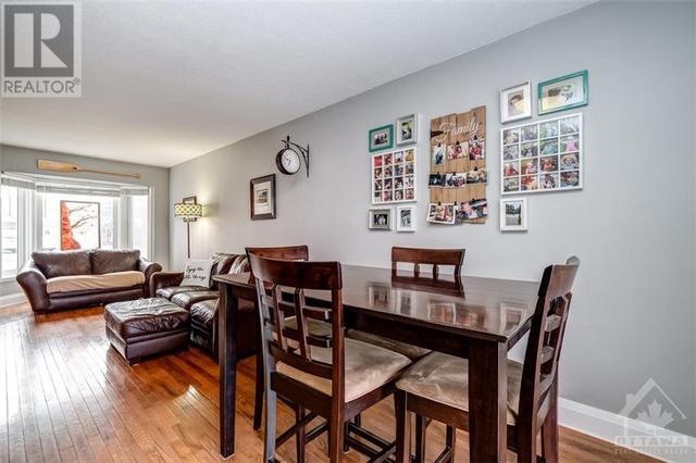 36 Gowrie Drive, House detached with 3 bedrooms, 2 bathrooms and 5 parking in Ottawa ON | Image 11