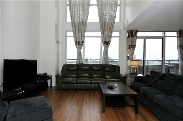 836 - 8 Telegram Mews, Condo with 3 bedrooms, 3 bathrooms and 2 parking in Toronto ON | Image 4