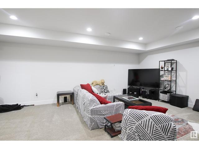 2703 196 St Nw, House detached with 3 bedrooms, 3 bathrooms and null parking in Edmonton AB | Image 25