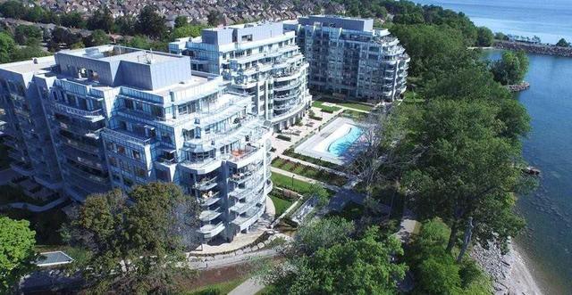 725 - 3500 Lakeshore Rd, Condo with 2 bedrooms, 2 bathrooms and 1 parking in Oakville ON | Image 1